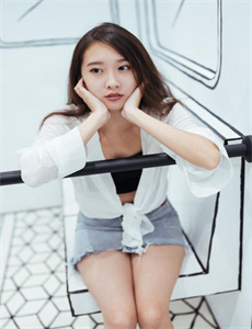 女版奥特曼-后宫 帝王之妾剧情